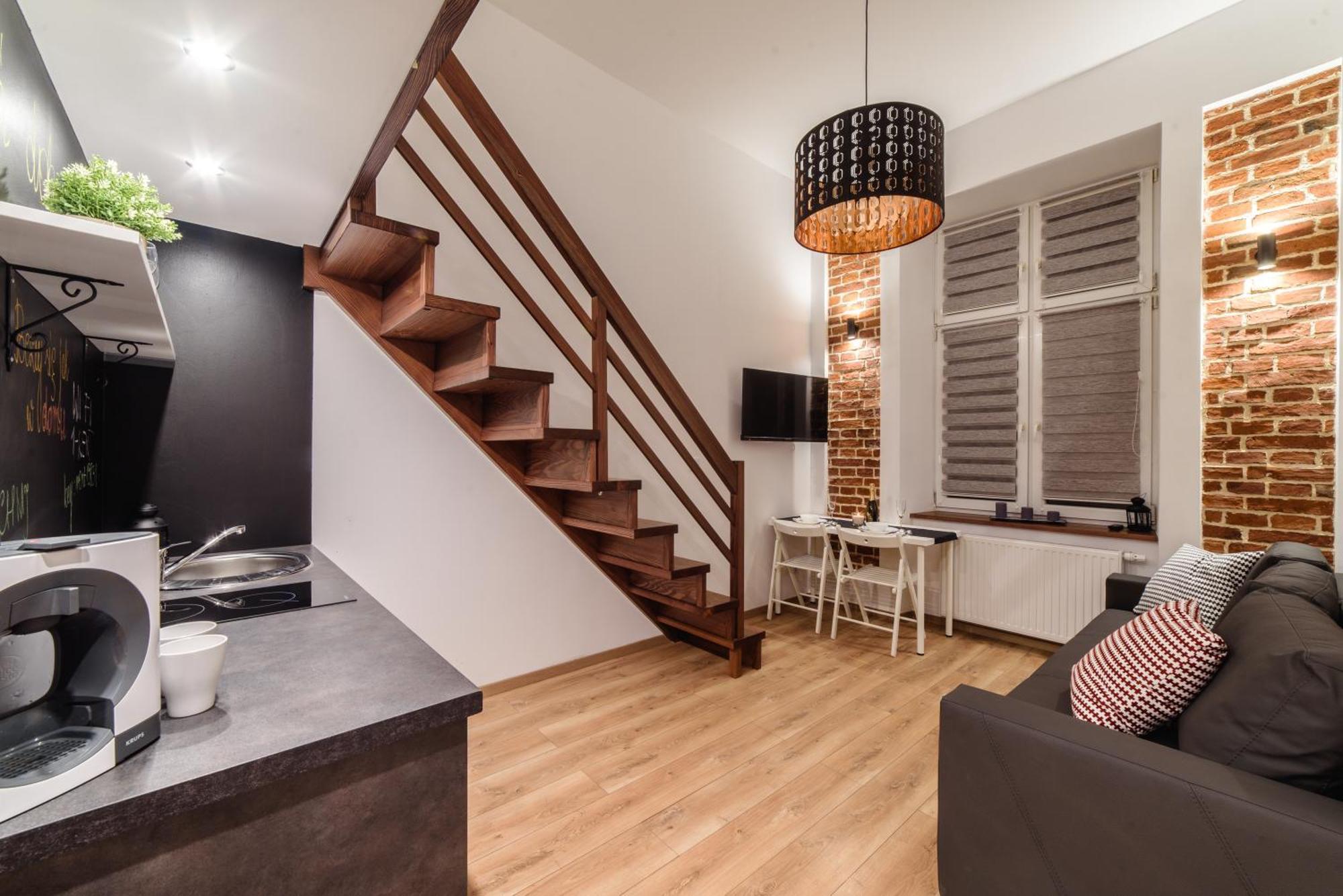 2 Nights Apartments - Great Location, Right Next To Main Rail And Bus Station, 10 Min To Main Square By Foot Krakau Buitenkant foto