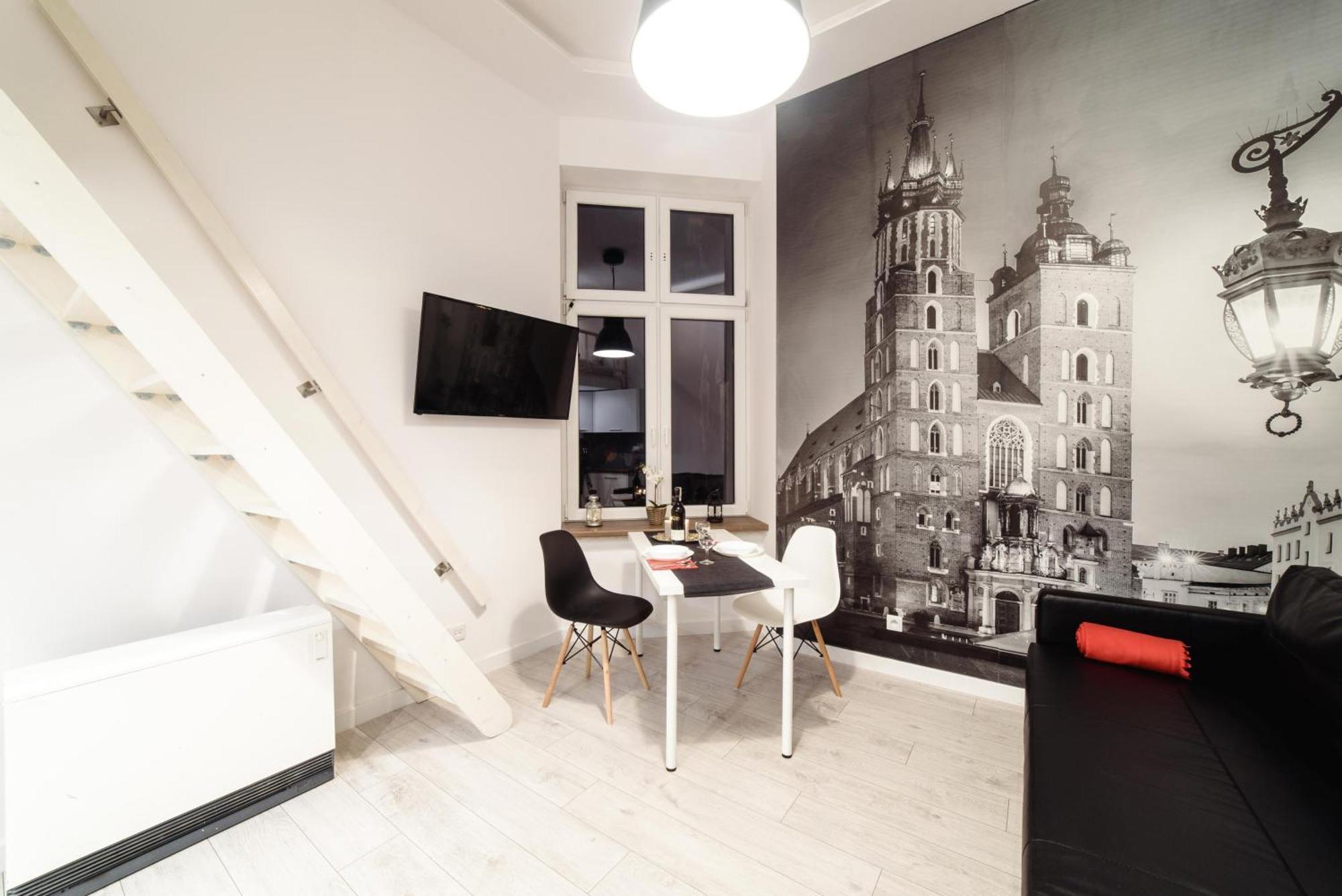 2 Nights Apartments - Great Location, Right Next To Main Rail And Bus Station, 10 Min To Main Square By Foot Krakau Buitenkant foto