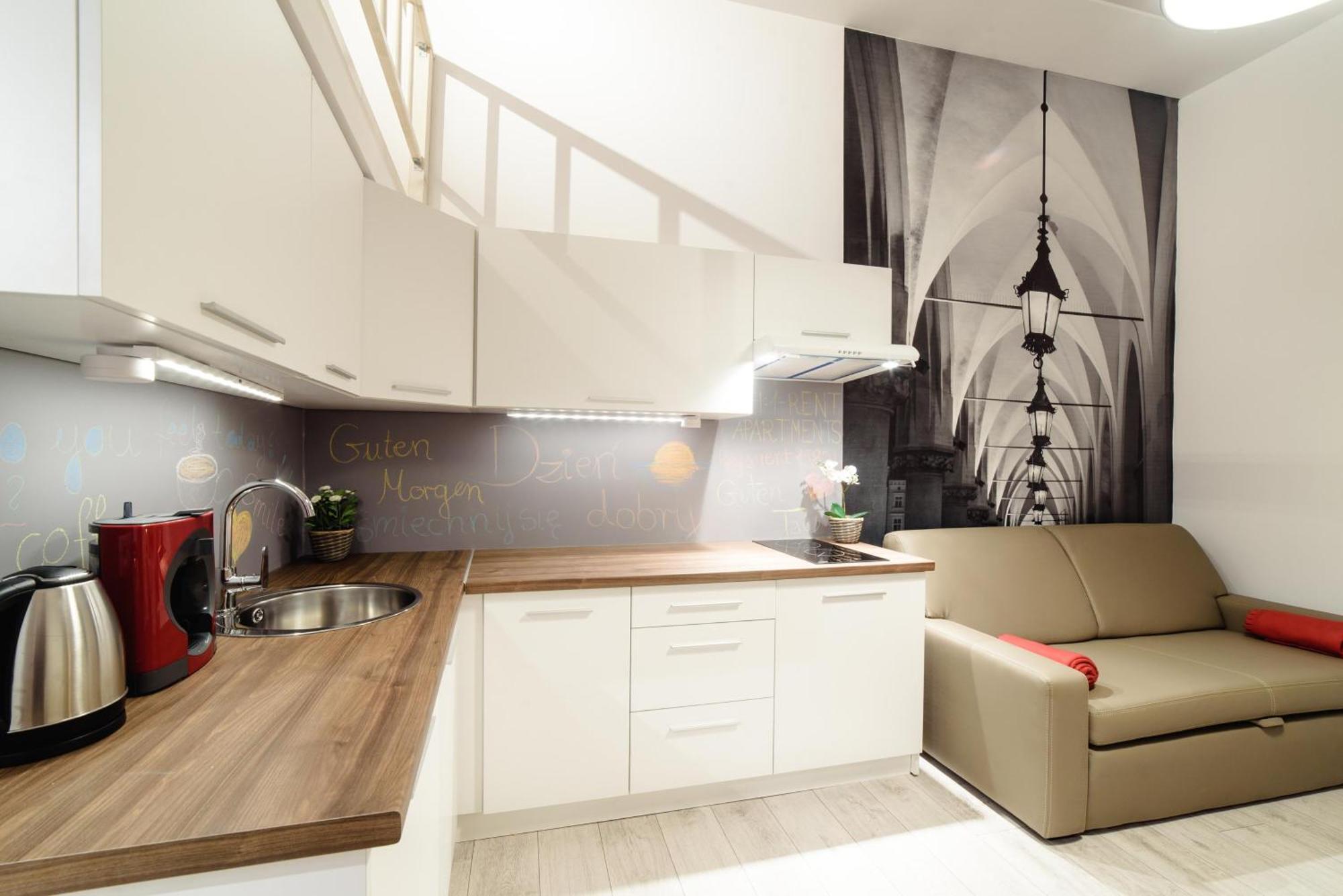 2 Nights Apartments - Great Location, Right Next To Main Rail And Bus Station, 10 Min To Main Square By Foot Krakau Buitenkant foto