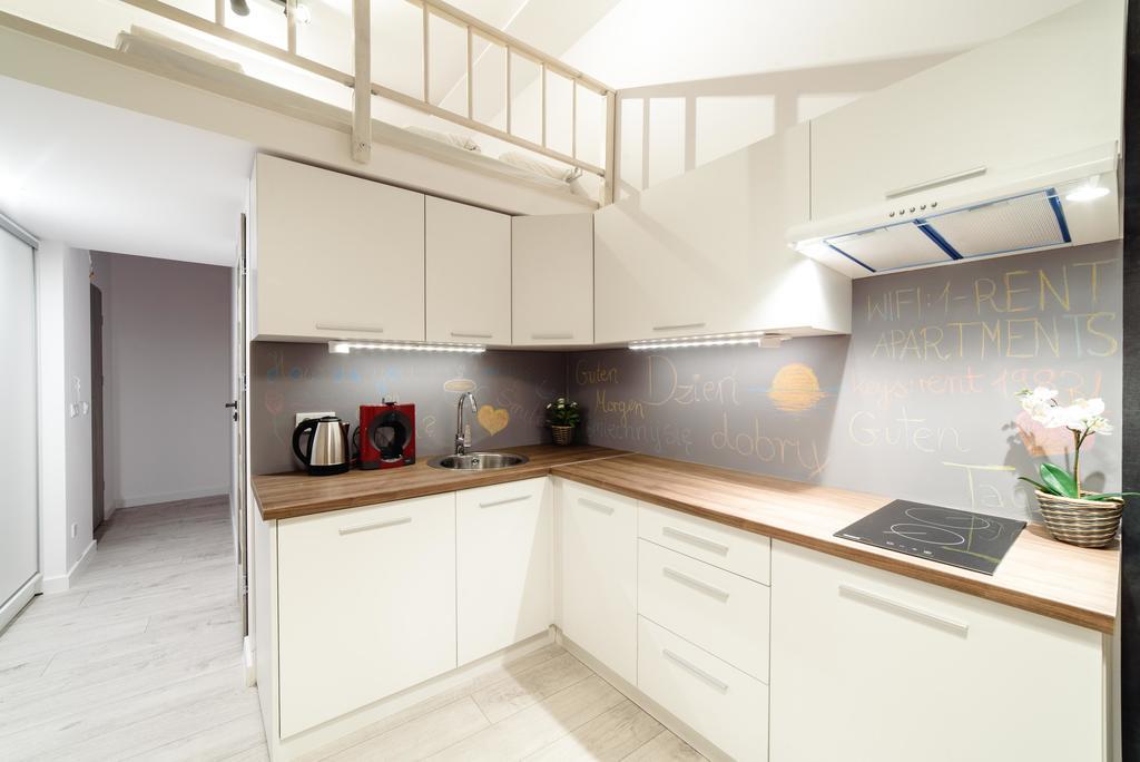 2 Nights Apartments - Great Location, Right Next To Main Rail And Bus Station, 10 Min To Main Square By Foot Krakau Buitenkant foto