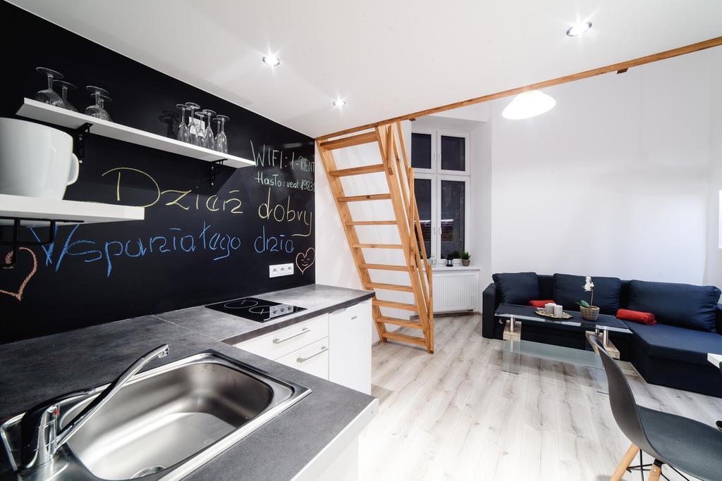 2 Nights Apartments - Great Location, Right Next To Main Rail And Bus Station, 10 Min To Main Square By Foot Krakau Buitenkant foto
