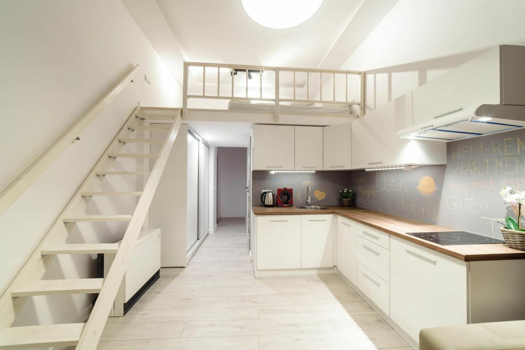 2 Nights Apartments - Great Location, Right Next To Main Rail And Bus Station, 10 Min To Main Square By Foot Krakau Buitenkant foto